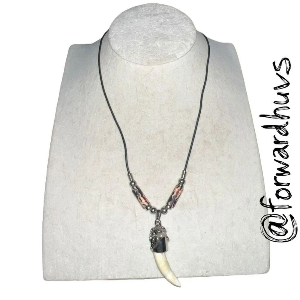 Bundle Sale 3 for $15 |  Pendant Necklace with Silvertone Alligator & Clay Beads